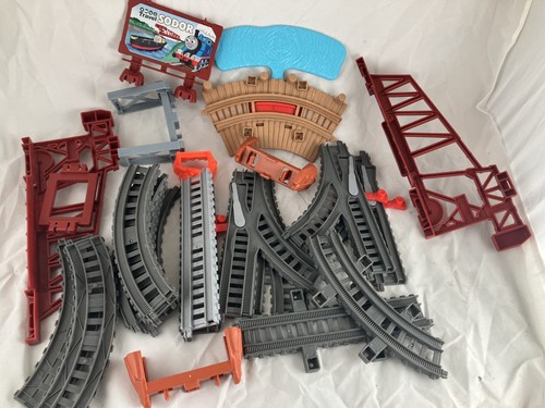 Thomas trackmaster bundle - thomas,