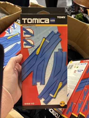 Tomy tomica hypercity triple - tomy,
