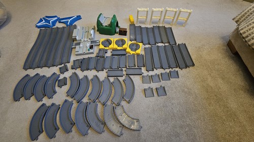 Bundle thomas tank engine tomy