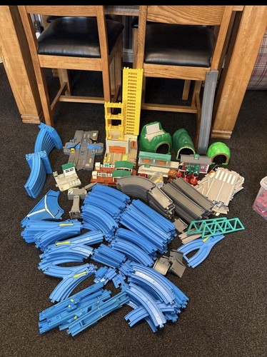 Huge tomy thomas the - huge,